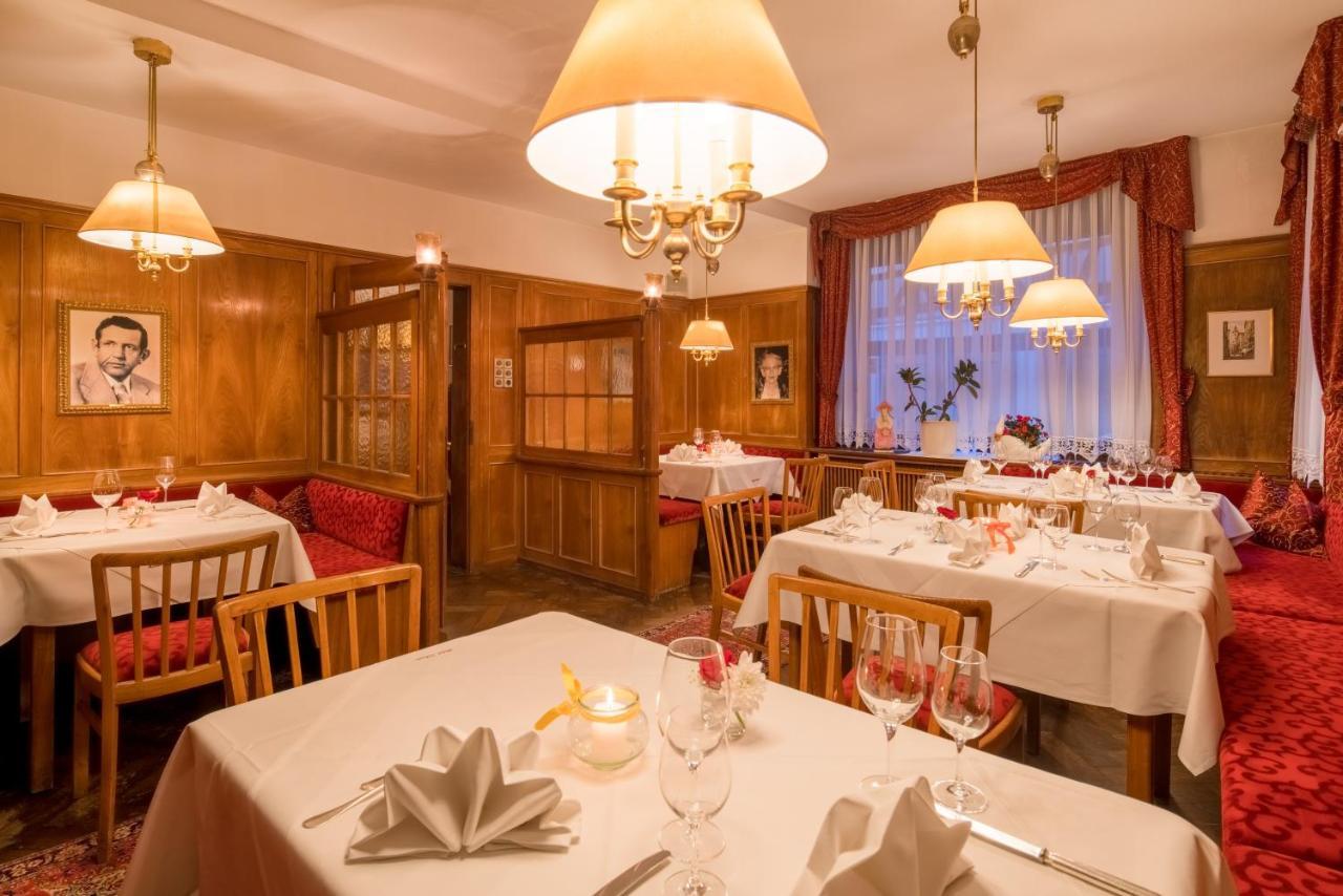 Hotel-Restaurant Ochsen Blaubeuren Bagian luar foto